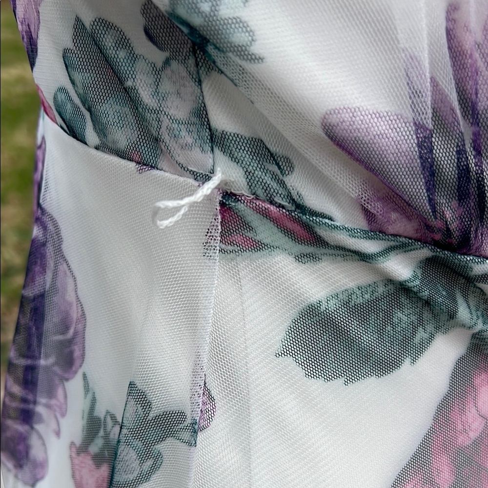 VGUC Cream Sleeveless Scoop Neck Maxi Sundress - Picture 4 of 4